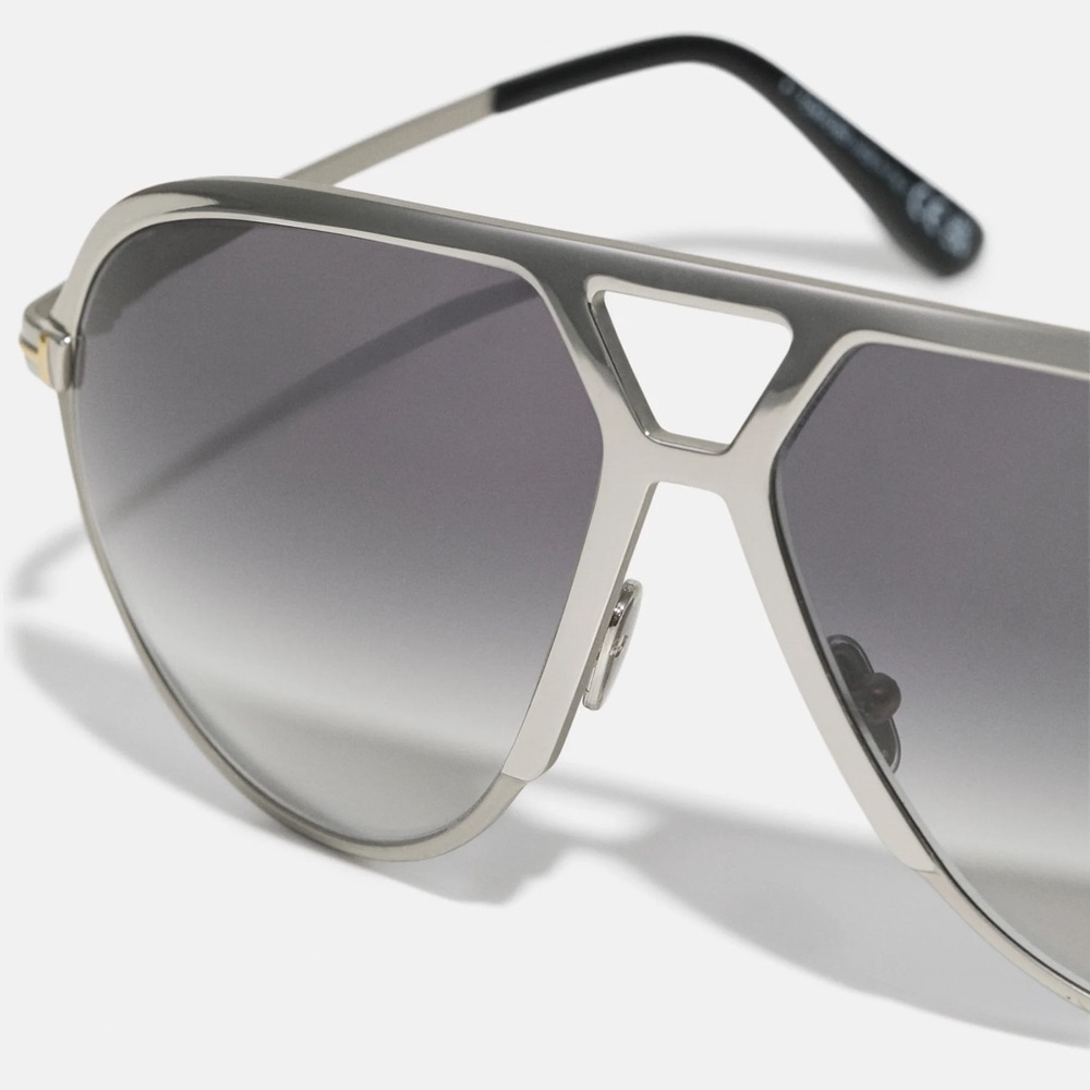 Authentic- NEW TOM FORD TF1060 16B AVIATOR SUNGLASSES TOM FORD XAVIER - Picture 7 of 17